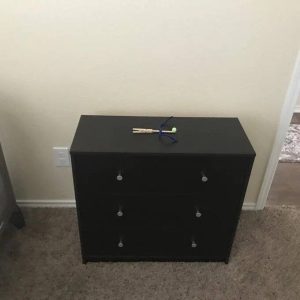 COMMODE