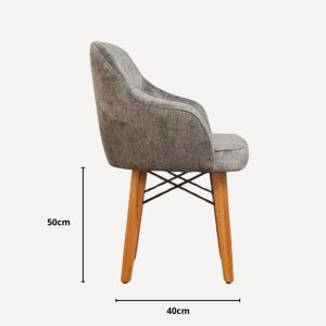 Chaise Boisie grise en velours avec pieds en bois clair et structure métallique, design moderne