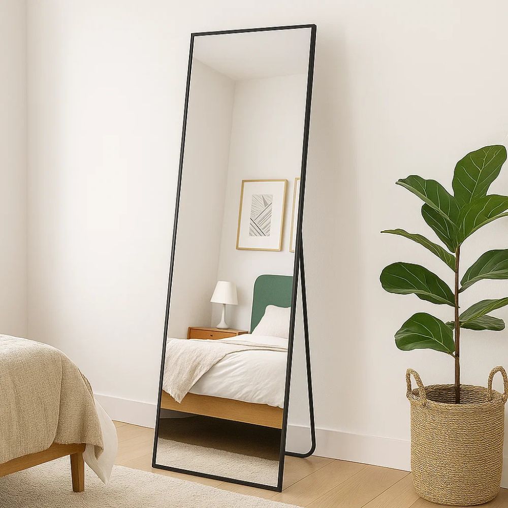 Miroir sur pied rectangulaire