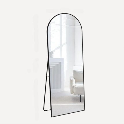 Miroir sur pied