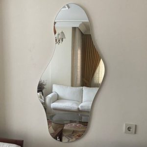 Miroir irrégulier