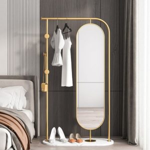 Miroir sur pied
