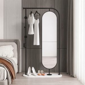 Miroir sur pied