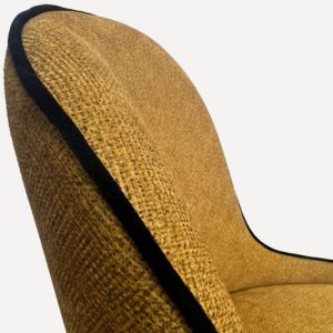 chaise en tissu​