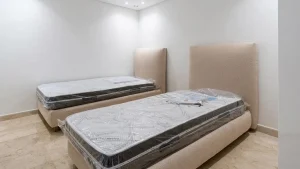 Lit enfant tissu beige 90 × 200 cm – 2 lits disponibles